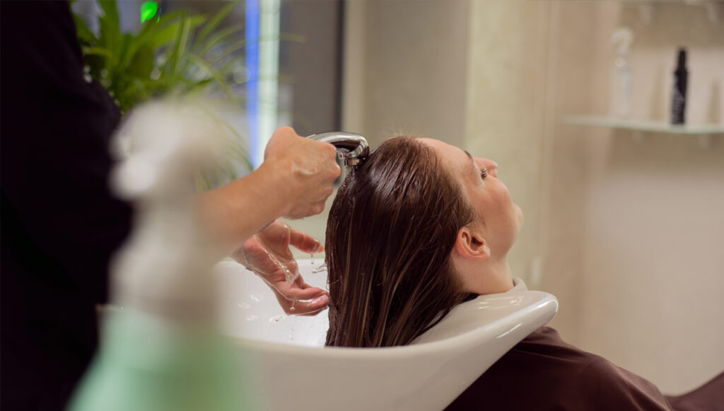 Hair Wash Services By The Beauty Lounge India Salon
